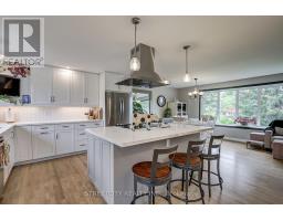 531 ELM STREET - 16