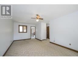 20 HERITAGE COURT - 13