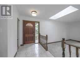 20 HERITAGE COURT - 2