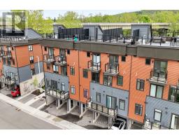 7 - 2 WILLOW ST N STREET - 32