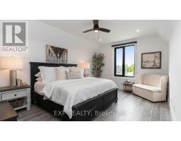 253 - 9861 GLENDON DRIVE - 25