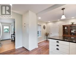 570 KINGSWAY AVENUE - 16
