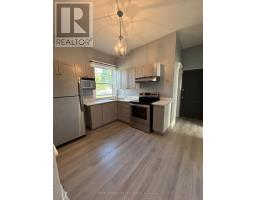 633 HAMILTON ROAD - 10