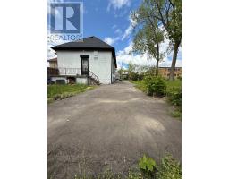 633 HAMILTON ROAD - 21