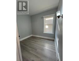 633 HAMILTON ROAD - 8