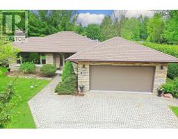 8 CURRIE COURT - 4