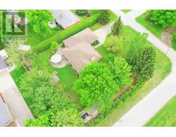 8 CURRIE COURT - 7
