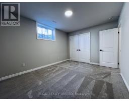 9 DUNNING WAY - 26