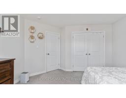 1754 AUKETT DRIVE - 32