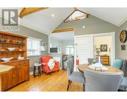 81 HEMLOCK STREET - 13