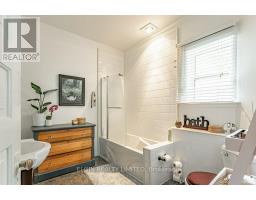 81 HEMLOCK STREET - 14