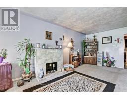 27A WARREN ROAD - 3