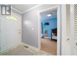 693 ECCLESTONE STREET - 4