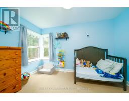693 ECCLESTONE STREET - 5