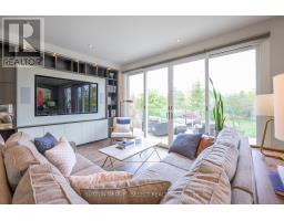 220 COMMISSIONERS ROAD E - 15