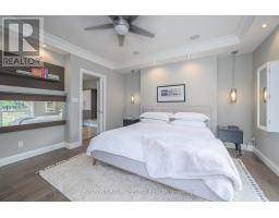 220 COMMISSIONERS ROAD E - 17