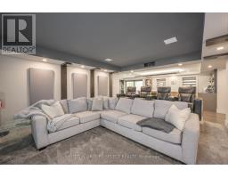 220 COMMISSIONERS ROAD E - 26