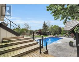 220 COMMISSIONERS ROAD E - 33