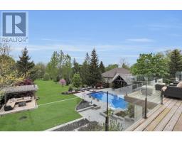 220 COMMISSIONERS ROAD E - 35