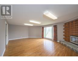 5 - 10 MACKELLAR AVENUE - 21