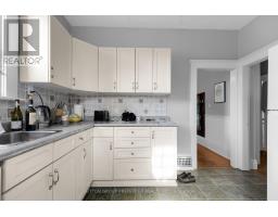 841 DUFFERIN AVENUE - 18