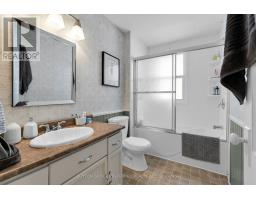 841 DUFFERIN AVENUE - 20