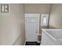 841 DUFFERIN AVENUE - 23