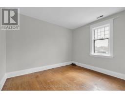 841 DUFFERIN AVENUE - 24