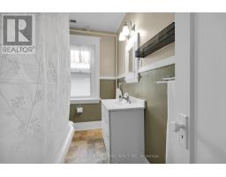 841 DUFFERIN AVENUE - 27