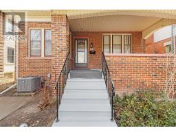 841 DUFFERIN AVENUE - 4