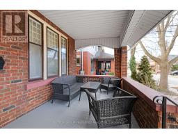 841 DUFFERIN AVENUE - 6