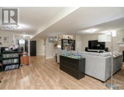 607 HIGHVIEW DRIVE - 33