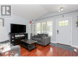 607 HIGHVIEW DRIVE - 5