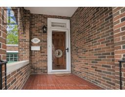 329 VICTORIA STREET - 8