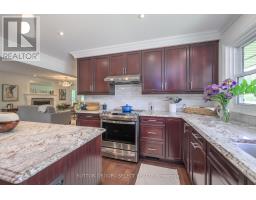 515 UPPER QUEEN STREET - 10