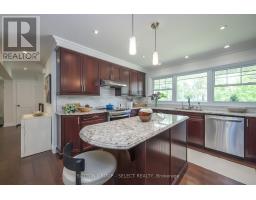 515 UPPER QUEEN STREET - 11