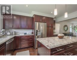 515 UPPER QUEEN STREET - 9