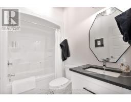 27 - 234 PEACH TREE BOULEVARD - 7