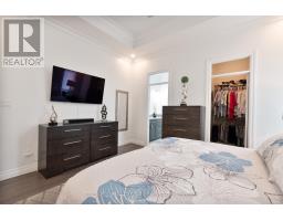 2426 RED THORNE AVENUE - 25