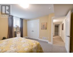 2426 RED THORNE AVENUE - 35