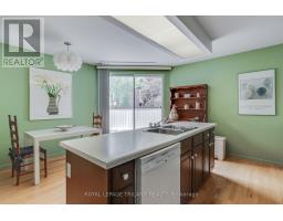 11 - 703 WINDERMERE ROAD - 22