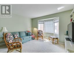 11 - 703 WINDERMERE ROAD - 30