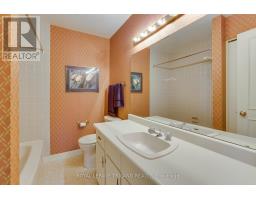 11 - 703 WINDERMERE ROAD - 31