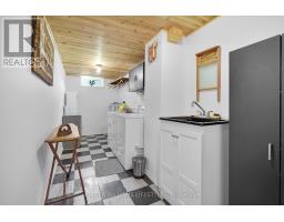 568 SHERENE TERRACE - 36