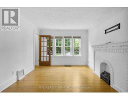 242 EMERY STREET E - 9