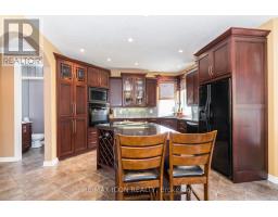 19 REDTAIL COURT - 18