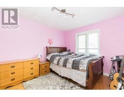 19 REDTAIL COURT - 32