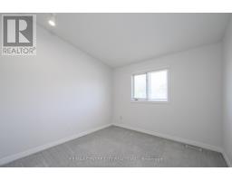 3 - 1015 FARNHAM ROAD - 22
