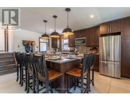 695 RAILTON AVENUE - 10