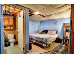 22 SYCAMORE STREET - 23